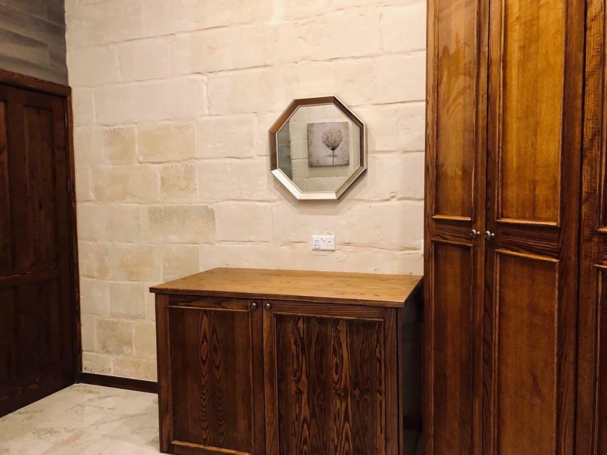 Modern Maltese House Villa Sliema Buitenkant foto